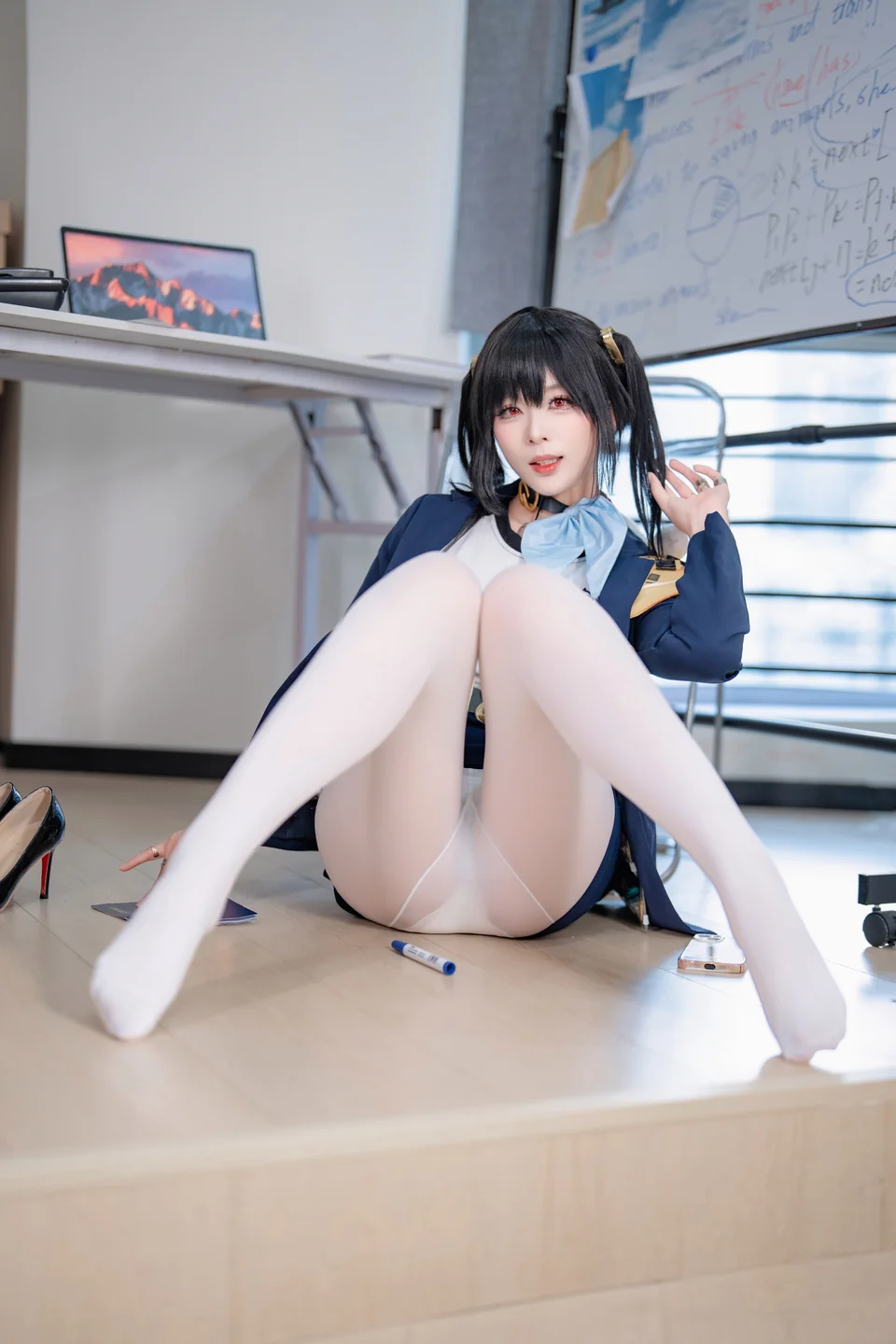 轩萧学姐 - No.083 索拉 [50P-158MB] tg@simisebaisi 【丝足阁】031.webp